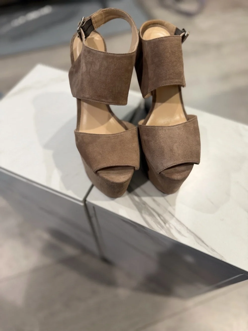 Loeffler Randall x SUNO Estrella platform sz5